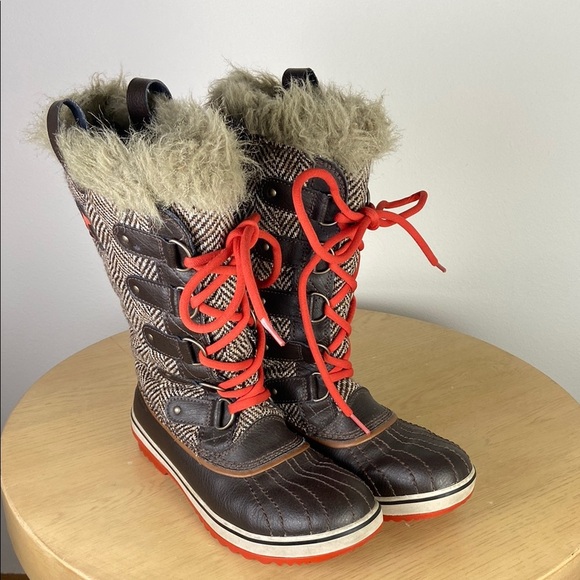 Sorel Shoes - Sorel Tofino Cordovan Herringbone Orange Sole Lace Up Winter Boots 7.5 Gorpcore